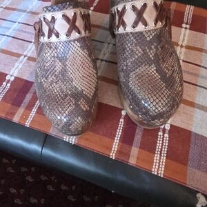 Snakeskin Pattern Shoes